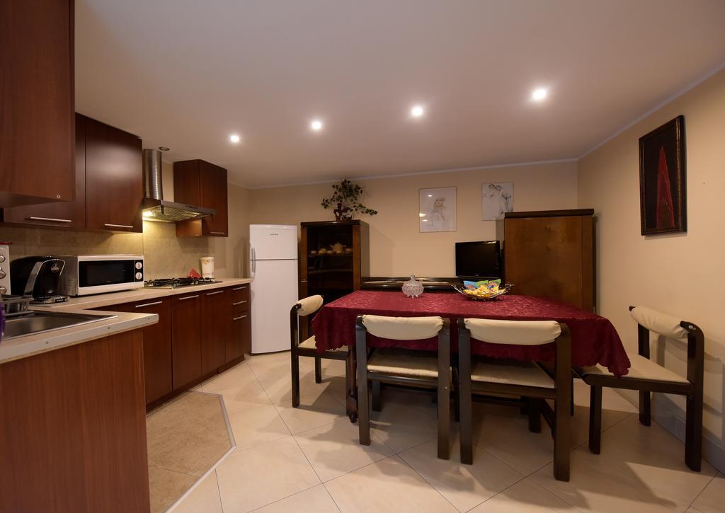 אראד H & V Residence - Split Level Apartment מראה חיצוני תמונה